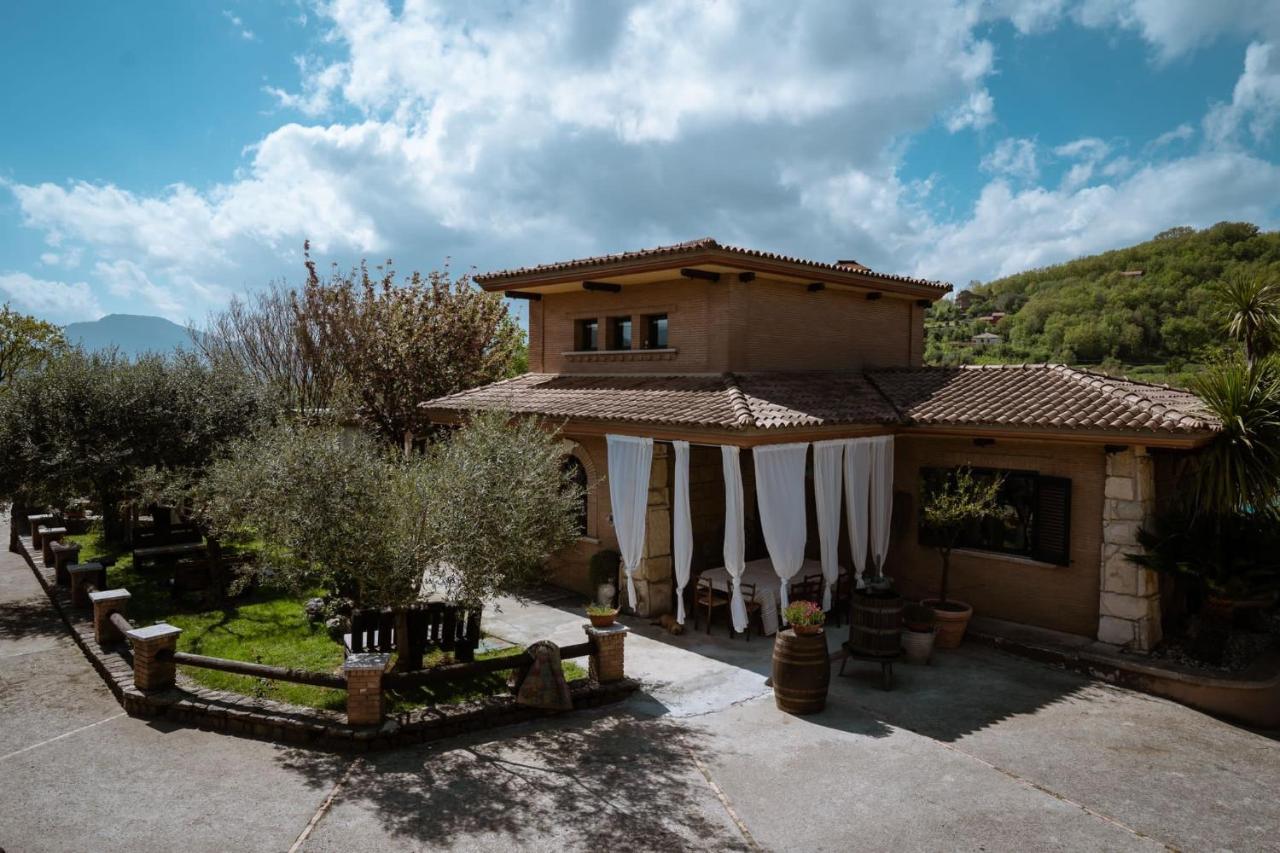 Santo Stefano del Sole Agriturismo A Casa Di Susanna מראה חיצוני תמונה